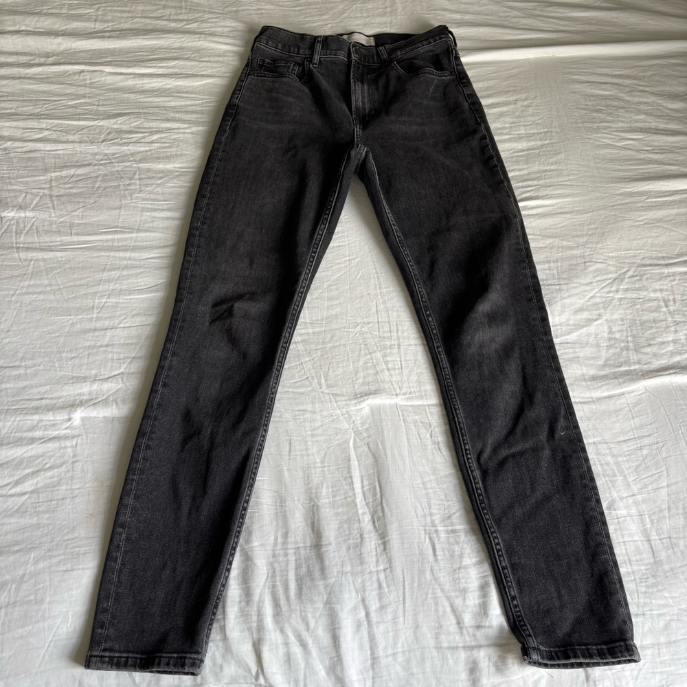 Everlane Black High Rise Skinny Jeans • Size 28T